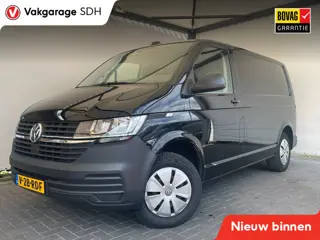 Volkswagen TRANSPORTER 6.1 L1H1|3-zits|Carplay|Camera|Trekhaak|2200kg trekgewicht