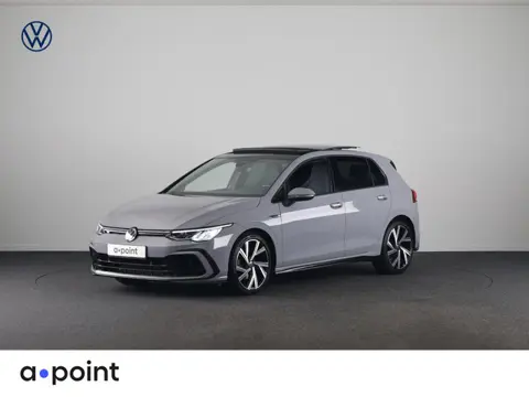 Volkswagen Golf 1.5 TSI R-Line 130 PK | Panoramadak | Camera | 18 Inch | Navigatie