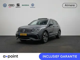 Volkswagen Tiguan 1.5 TSI R-Line Business+ 150PK DSG | Panorama dak | Zwenkbare trekhaak 1800KG  | A