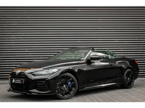 BMW 4-serie Cabrio M440i xDrive High Executive 374PK / STUURVERWARMING / FULL BLACK / 19'' WHEELS / 