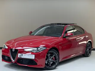 Alfa Romeo Giulia 2.0 T AWD Veloce, 280Pk, 2017, 1ste eigenaar, Dealer onderhouden, Panoramadak, Spo