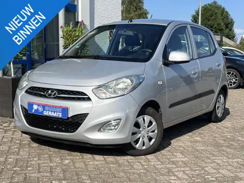 Hyundai i10 1.2 Plus | CarPlay, Airco, Elektrische ramen, Zuinige auto!