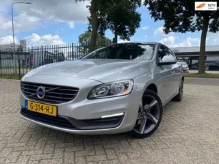 Volvo V60 1.6 D2 Momentum Navi Cruise Tel Pdc Media Trekhaak