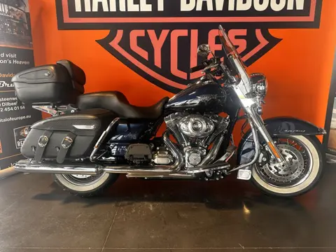 Harley-Davidson ROAD KING CLASSIC FLHR (bj 2012)
