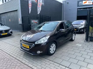 Peugeot 208 1.4 VTi Active Airco Navi PDC NAP APK 1 Jaar