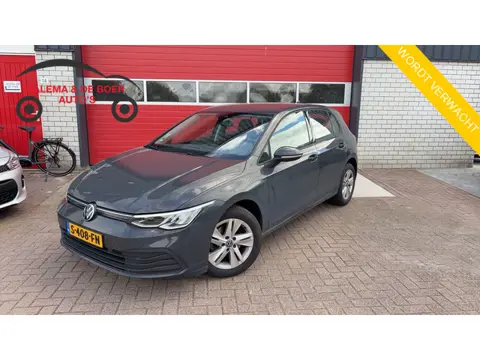 Volkswagen Golf 1.0 TSI Life CARPLAY / CLIMA / PDC V+A / LED / TREKHAAK / LANE ASS / 6 VERSN