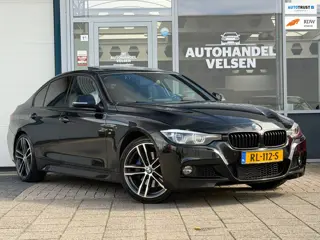 BMW 3-serie 318i M Sport/Pano/NAP/HarmanKardon/carplay/Dodehoeksdetectie.