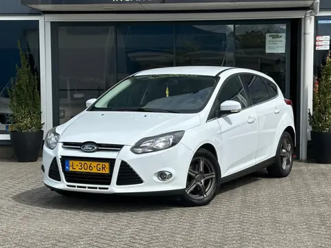 Ford Focus 1.0 EcoBoost Titanium | Distr & Wp Vervangen | Camera