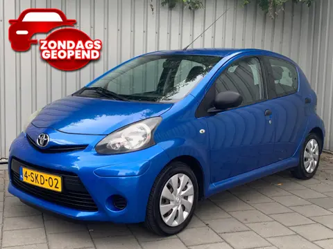 Toyota Aygo 1.0 VVT-i Now|121000KM|Airco|5 Deurs|