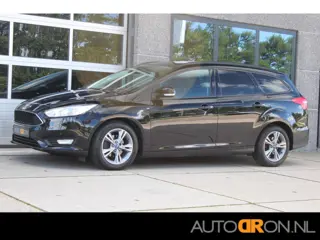 Ford FOCUS Wagon 1.0 126 Pk Titanium Edition Stuurverwarming Navigatie Trekhaak