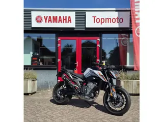 KTM 790 Duke (bj 2023)