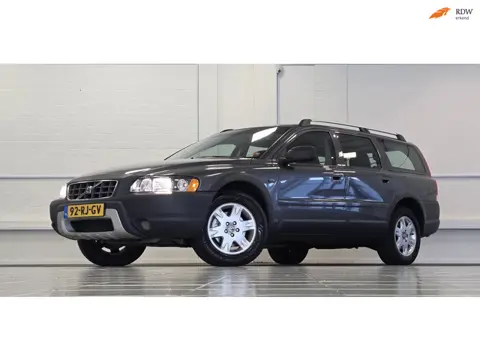 Volvo XC70 2.5 T Momentum Leder Trekhaak APK 12-03-2027 Garantie