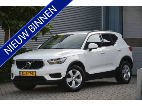 Volvo XC40 1.5 T2 Essential LED | CARPLAY | CAMERA | TREKHAAK | CRUISE | ENZ