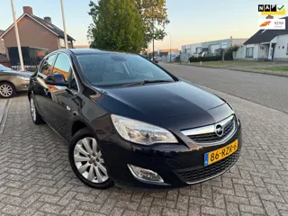 Opel Astra 1.4 Turbo Cosmo Airco, Trekhaak, Cruise