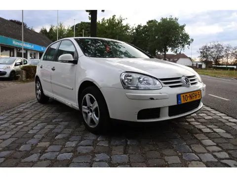 Volkswagen Golf 1.4 Trendline 5 drs apk 12-10-2026 opknapper