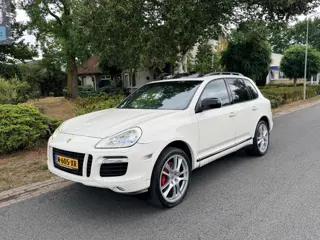 Porsche Cayenne 4.8 Turbo S V8 550PK Pano•Leder