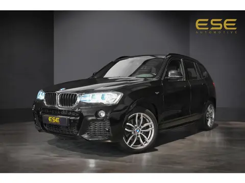 BMW X3 xDrive20i M-Sport | Panorama | Trekhaak | Leder | Navigatie