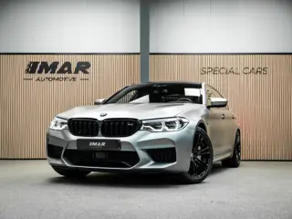 BMW M5 M5 Vol uitgevoerde NL geleverde M5 frozen grey