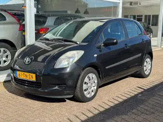 Toyota Yaris 1.3 VVTi Sol | 1e eigenaar | Airco | Elektrische ramen | APK tot 16-01-2026 | NAP |