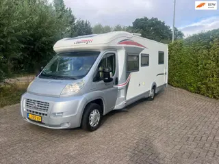 Challenger MAGEO 118 EB QUEENSBED AIRCO GARAGE FIETENREK
