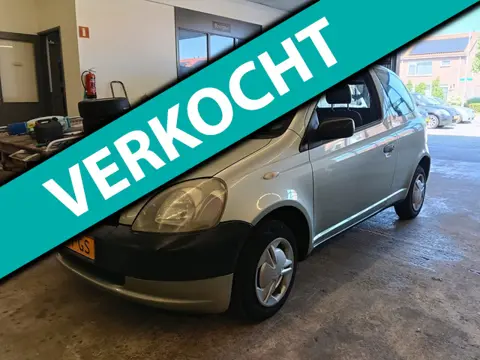 Toyota Yaris 1.0-16V VVT-i Eco met Nieuwe Apk