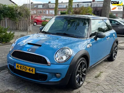 Mini Cooper S 1.6 Cooper S | Nap | Netjes | Leer