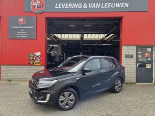 Suzuki Vitara 1.5 Hybrid Select Automaat/ Stoelverwarming/ Camera/ Trekhaak afneembaar/ Android auto