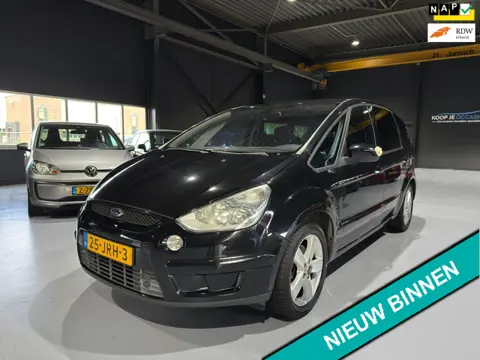Ford S-Max 2.0 Titanium Dealeronderhouden | PDC |Trekhaak|BT