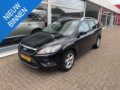 Ford Focus Wagon 1.6 Comfort | 2e eigenaar | Airco | Trekhaak | Elektrische ramen | Dakrails | APK t
