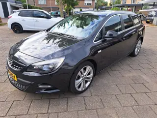 Opel Astra Sports Tourer 1.4 Turbo Sport *luxe en nette wagen, APK 10-2027*
