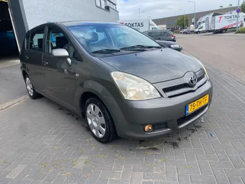 Toyota Verso 1.6 VVT-i Sol