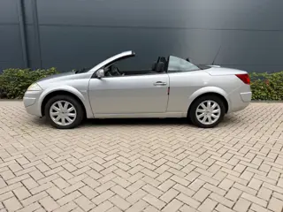 Renault Mégane Coupé-Cabriolet 1.6-16V Dynamique youngtimer
