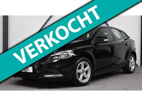 Volvo V40 1.6 T2 Kinetic l Cruise control l Stoelverwarming l Airco