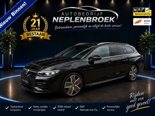 Volkswagen Passat Variant 1.5 eHybrid R-Line Edition | SoH 100% | 272pk | Pano | IQ.Light | ACC | Er