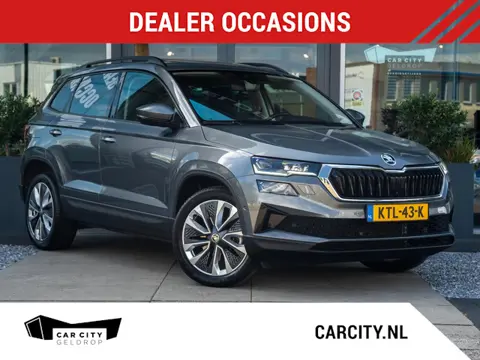 Skoda KAROQ 1.5 TSI 150pk Automaat Business Edition Plus | Panoramadak | Travel Assist | Performance