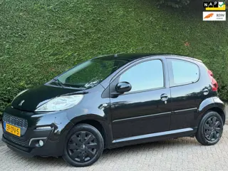 Peugeot 107 1.0 Active RIJDGOED/AIRCO/LED/CARPLAY/TOERENTEL