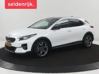 Kia XCeed 1.6 GDi PHEV ExecutiveLine | Panoramadak | Half leder | Stuur/stoel verwarming | Adaptive 