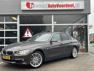 BMW 3-serie 320i High Executive /Automaat/Cruise/Climate/Sportinterieur/PDC v+a/