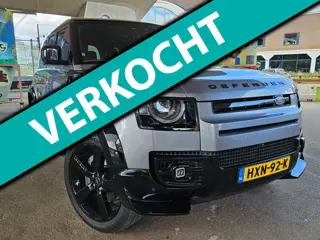 Land Rover Defender 110 2.0 P400e Hunters Prestige black pack