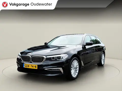 BMW 5-serie Touring 530i High Executive * Camera * Trekhaak
