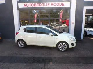 Opel Corsa 1.4-16V Anniversary Edition AIRCO,LMV,APK !!!