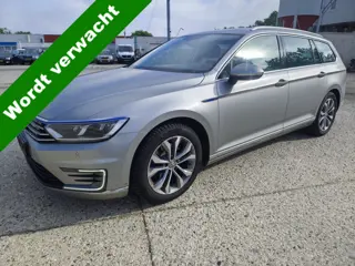 Volkswagen Passat Variant 1.4 TSI GTE Highline (bj 2016)