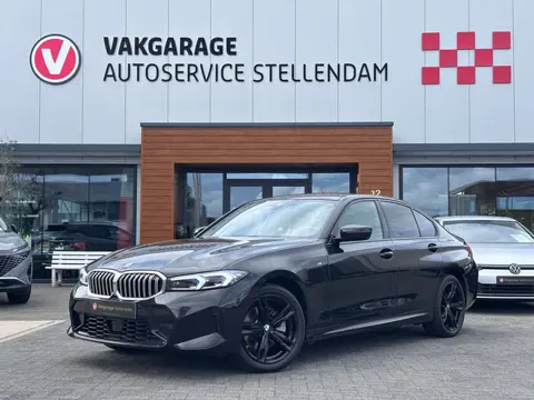 BMW 3-serie 330e M-Sport|Innovation Pack|Keyless Entry/Go|HUD|360° Cam|Memory Zetel|Adaptive Cruise