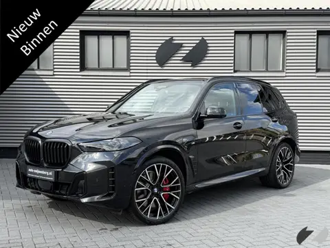 BMW X5 xDrive50e Launch Edition