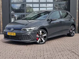 Volkswagen Golf 1.4 eHybrid GTE | LED | ACC | Sporstoelen | V/irtual | Navi | App-connect | All-seas