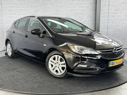 Opel Astra 1.0 Online Edition Cruise Control Parkeersensoren Navigatie