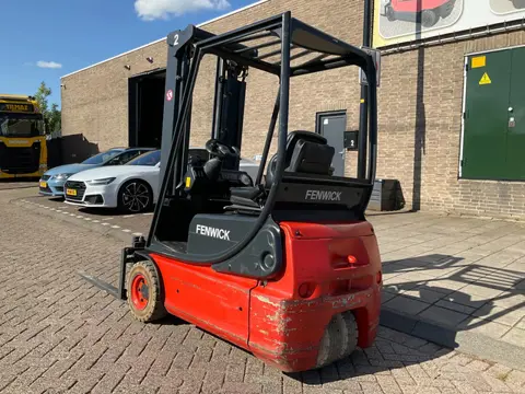 Linde E14-02 1400KG 4.70METER HEFTRUCK (bj 2004)