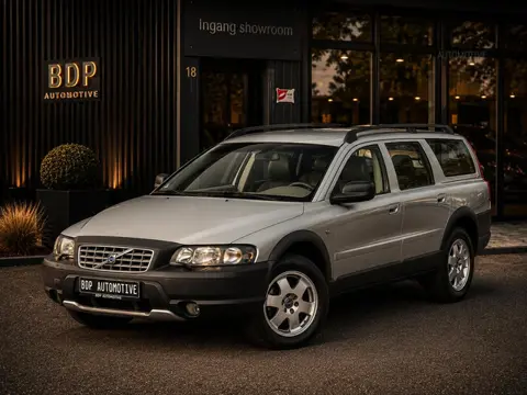 Volvo XC70 Cross Country 2.4 T Geartr. Comf. Automaat | Mooie Youngtimer | 5-2027!