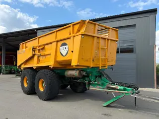 Beco ONBEKEND GIGANT 200 (bj 2002)