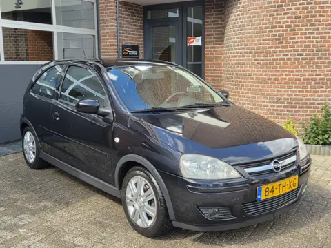 Opel Corsa 1.4-16V Silverline | Airco | Nap | Lm Velgen